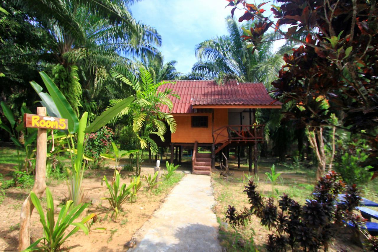 Khao Sok Palmview Resort Khao Sok National Park Bagian luar foto